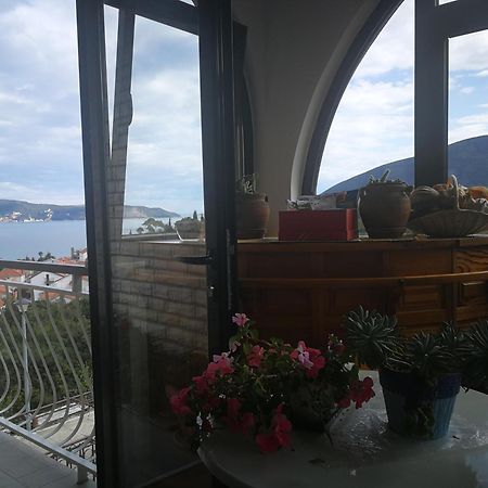 Apartments La Dolce Vita Herceg Novi Exterior photo