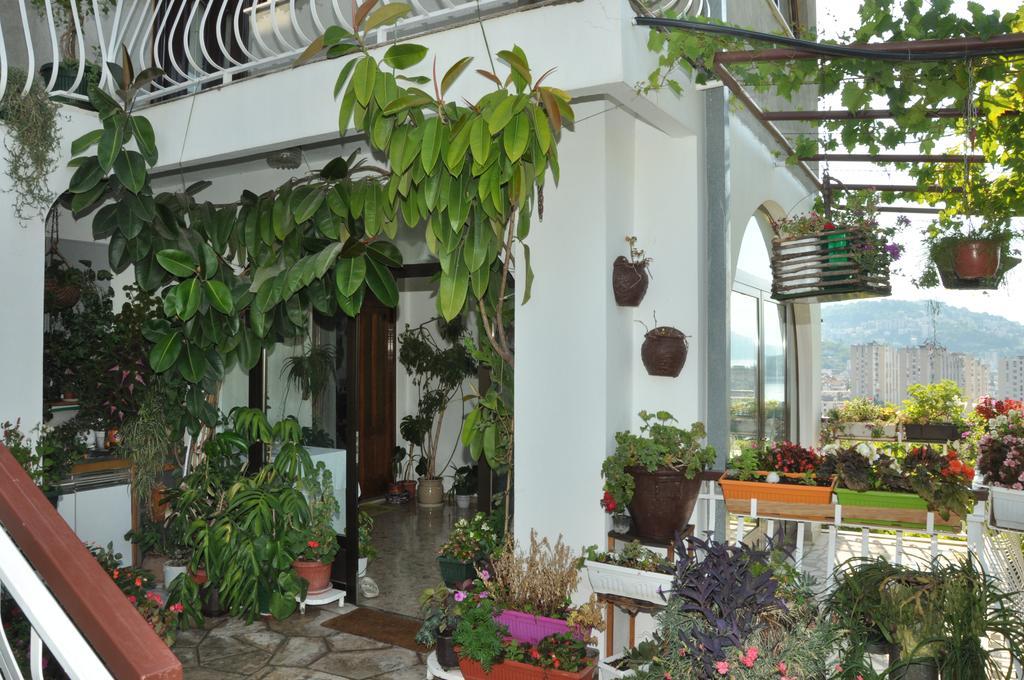 Apartments La Dolce Vita Herceg Novi Exterior photo
