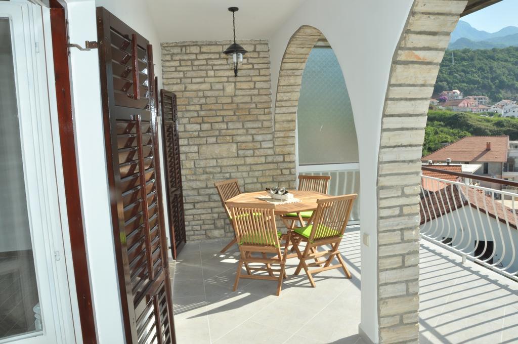 Apartments La Dolce Vita Herceg Novi Exterior photo
