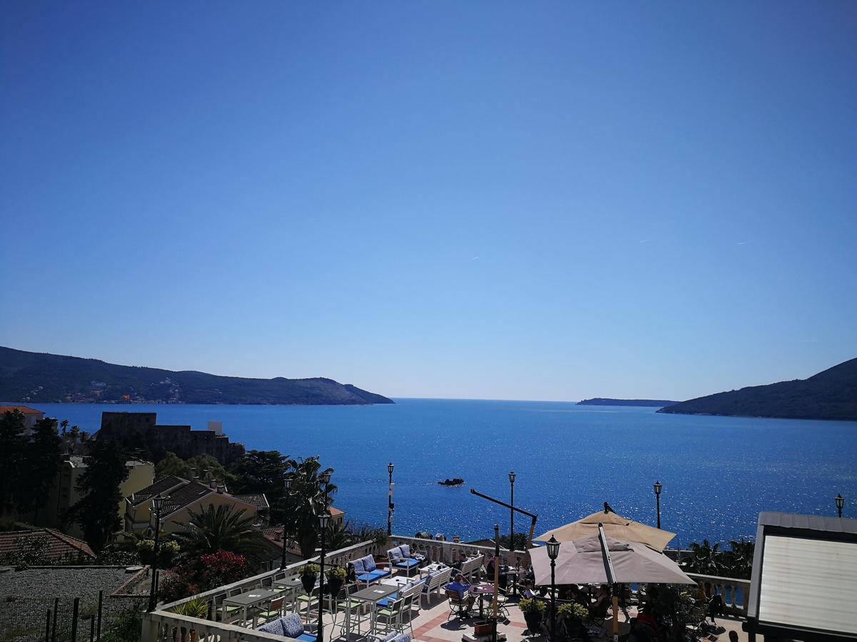 Apartments La Dolce Vita Herceg Novi Exterior photo