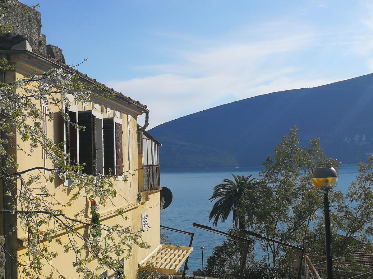 Apartments La Dolce Vita Herceg Novi Exterior photo