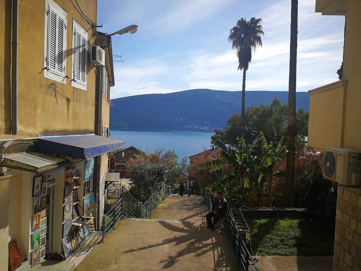 Apartments La Dolce Vita Herceg Novi Exterior photo
